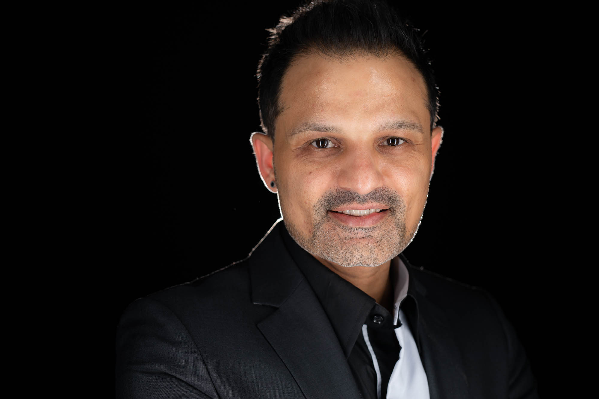 Export x3 Headshot  06493 Dez 01 2019 Headshots 2019  Miro Nicole Nadine